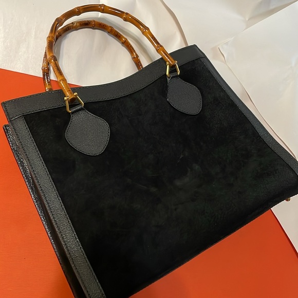 Gucci Suede Bamboo handle Diana handbag - Picture 14 of 16